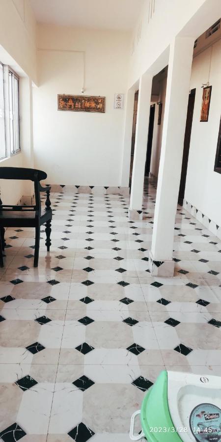 Bhuban Heritage Inn Пури Экстерьер фото
