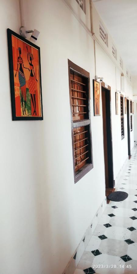 Bhuban Heritage Inn Пури Экстерьер фото